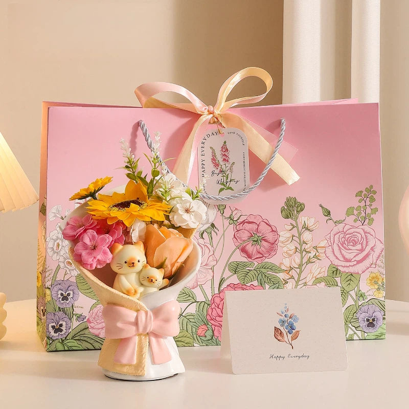 Creative Artificial Bouquet Figurine, Cat & Bunny Resin Flower Decor