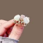 Cat Eye Cat Waist Tightener Pin product image showing cat
