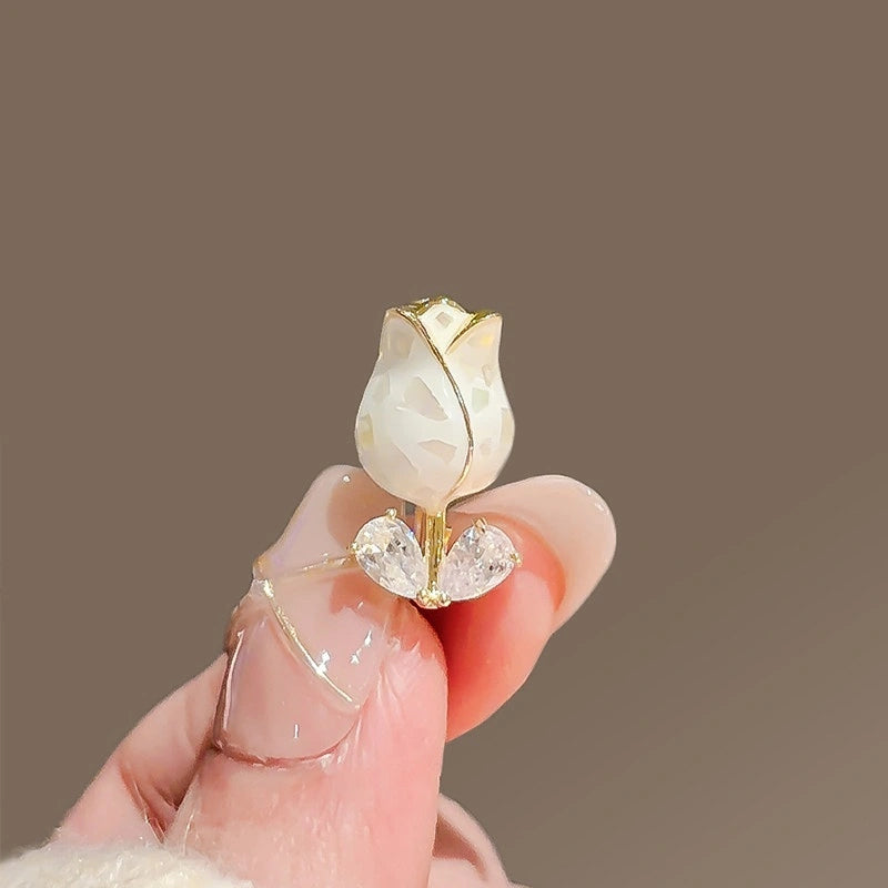 Shell Tulip Brooch product image showing tulip