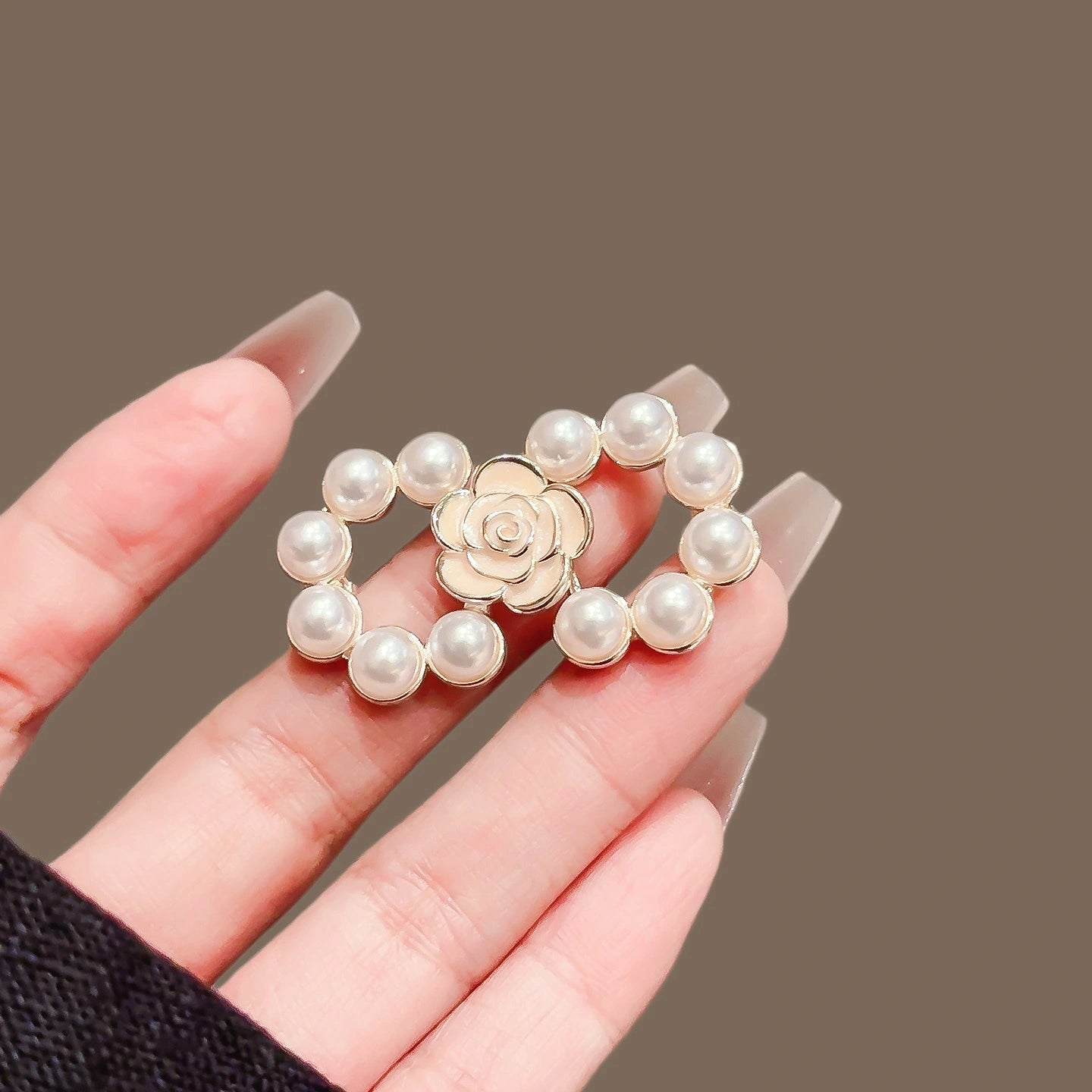 Pearl Camellia Waist Tightener Pin product image showing camellia flower