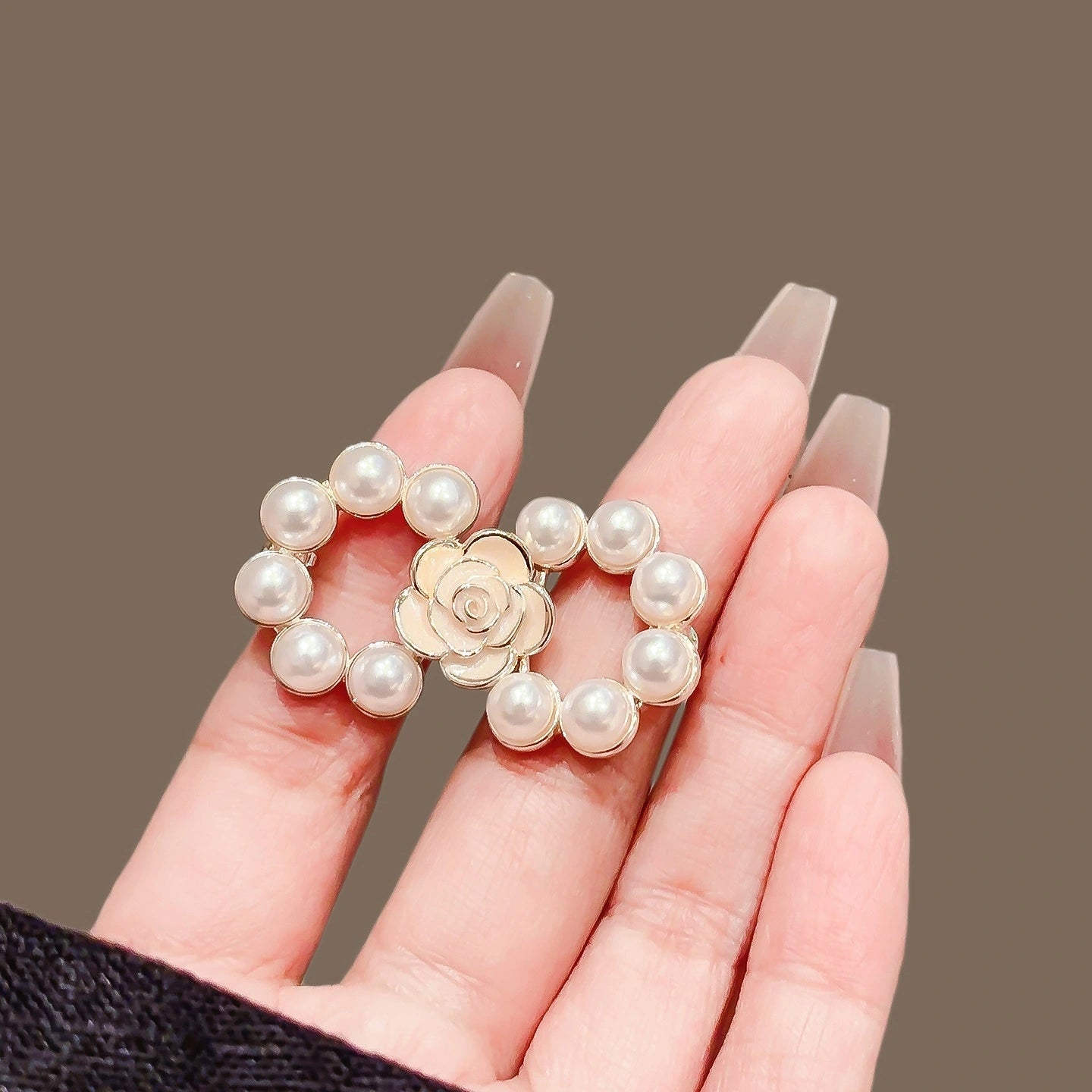 Pearl Camellia Waist Tightener Pin product image showing camellia flower