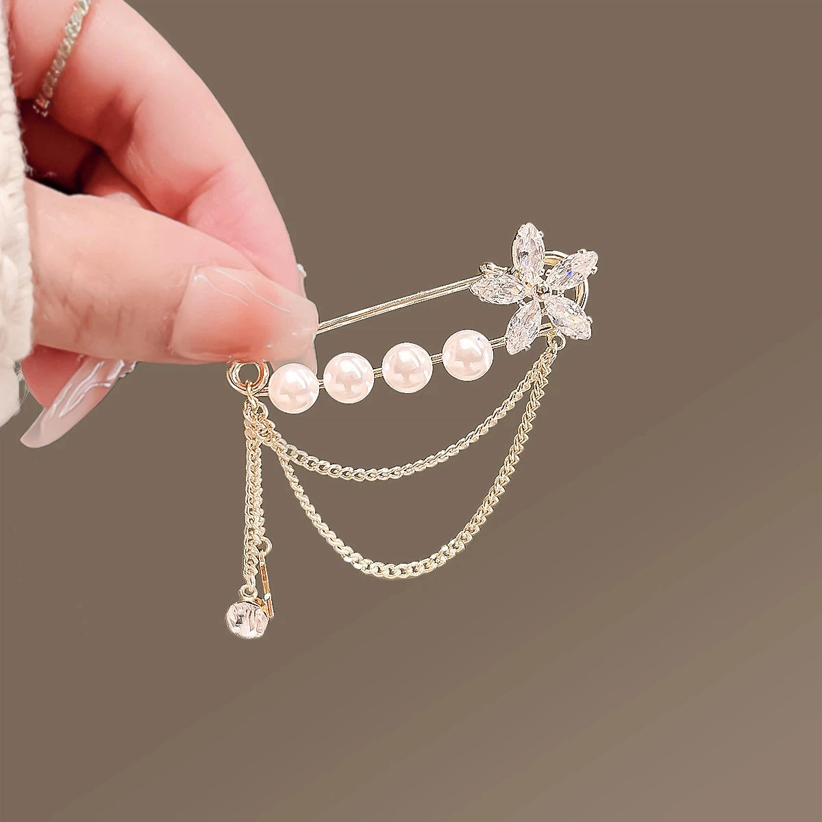 Pearl Tassel Flower Brooch product image showing flower tassel