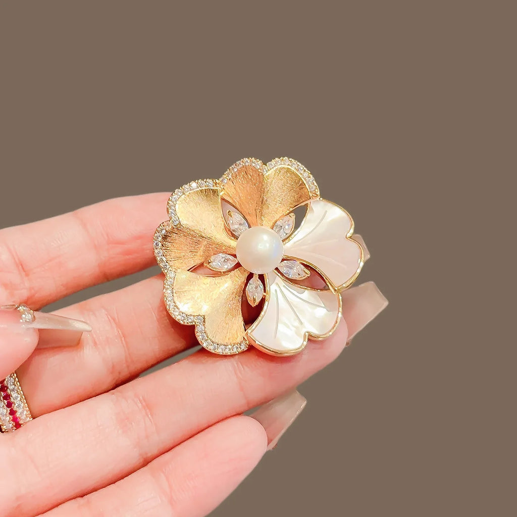 Floral brooch product image