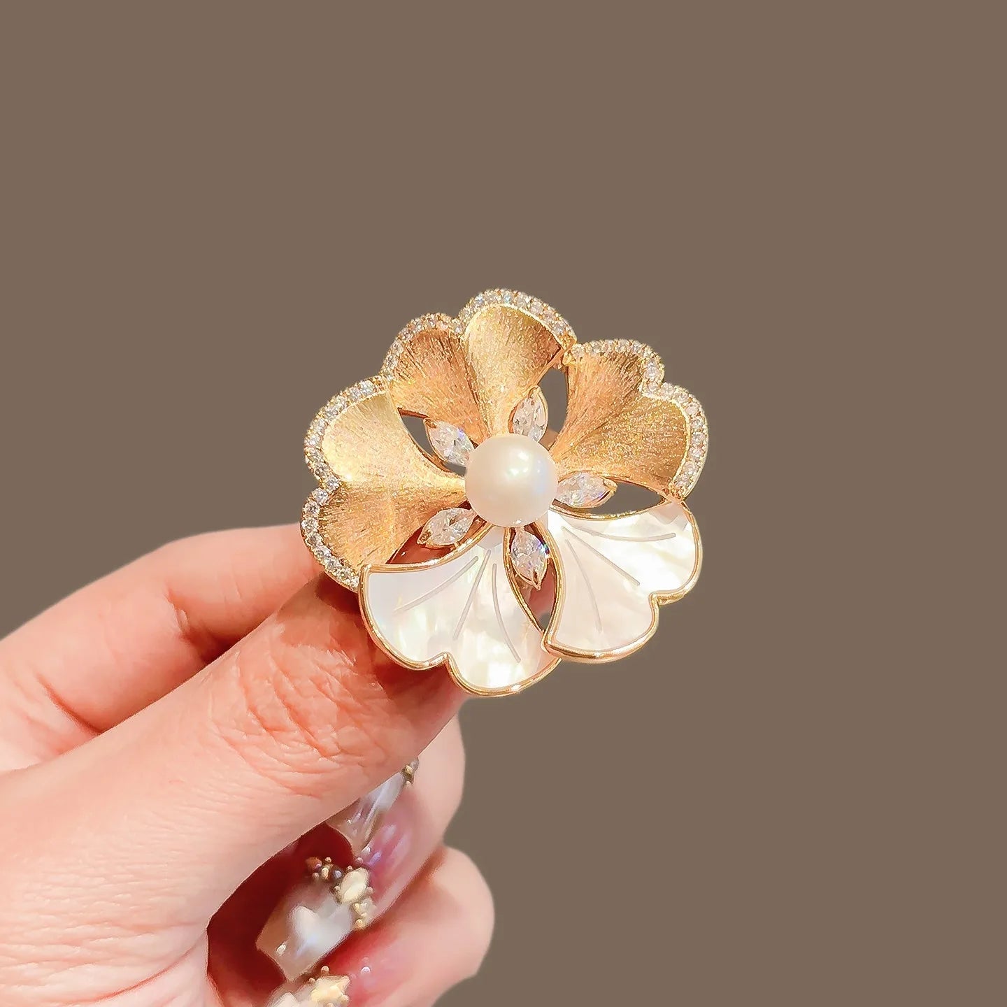 Floral brooch product image