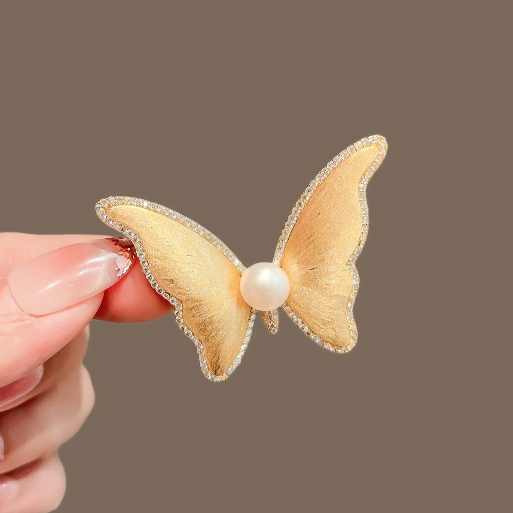 Floral brooch product image