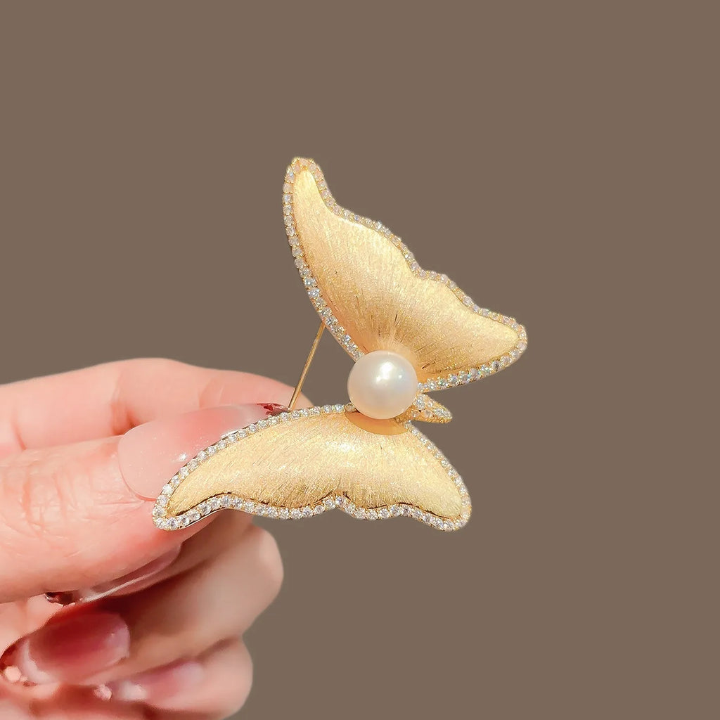 Floral brooch product image