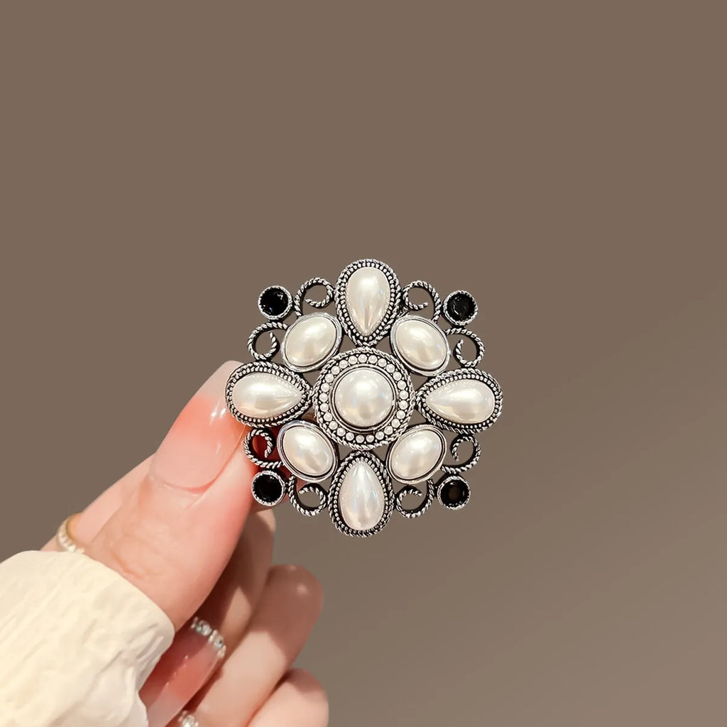 Flower brooch product image