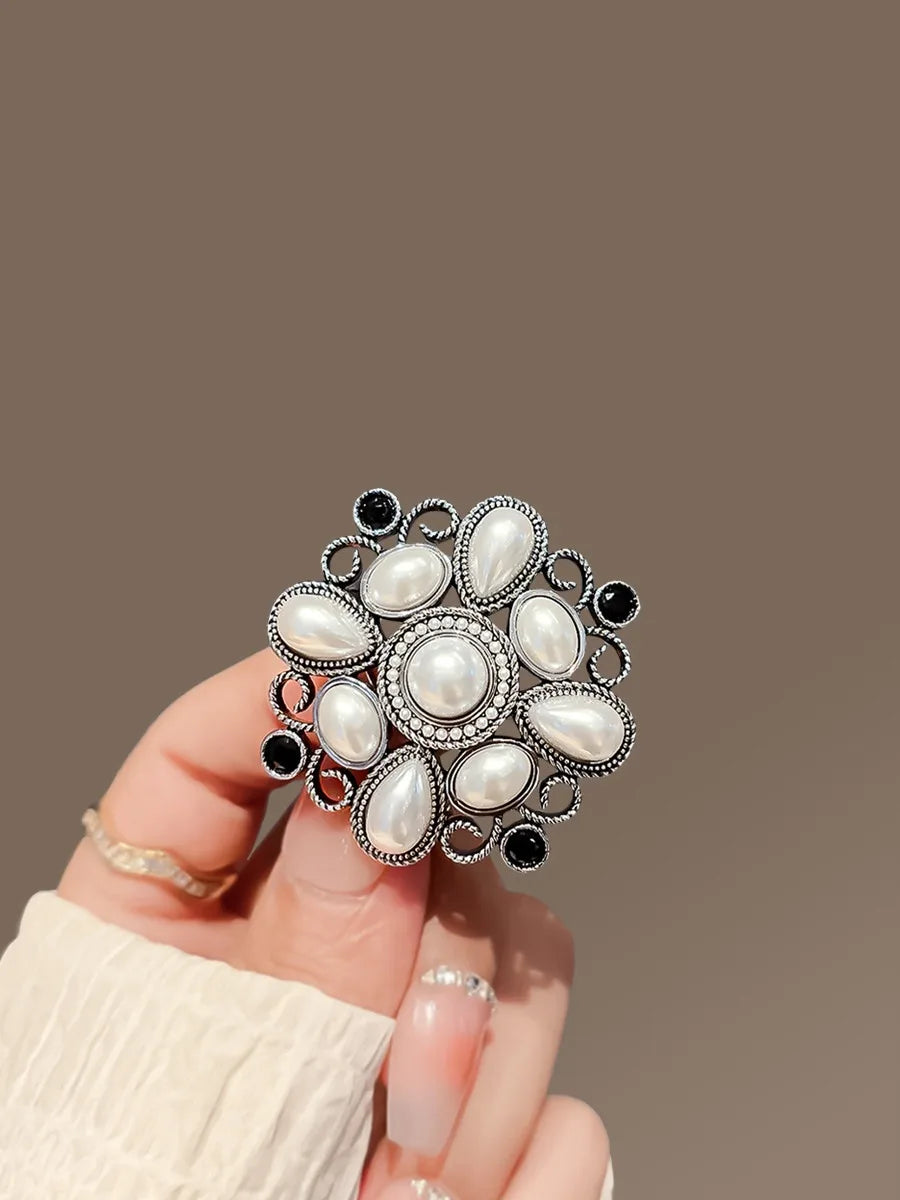 Flower brooch product image