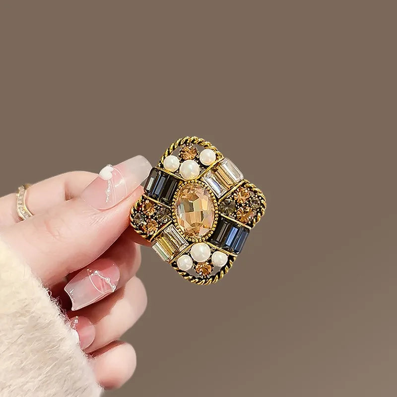 Floral brooch product image