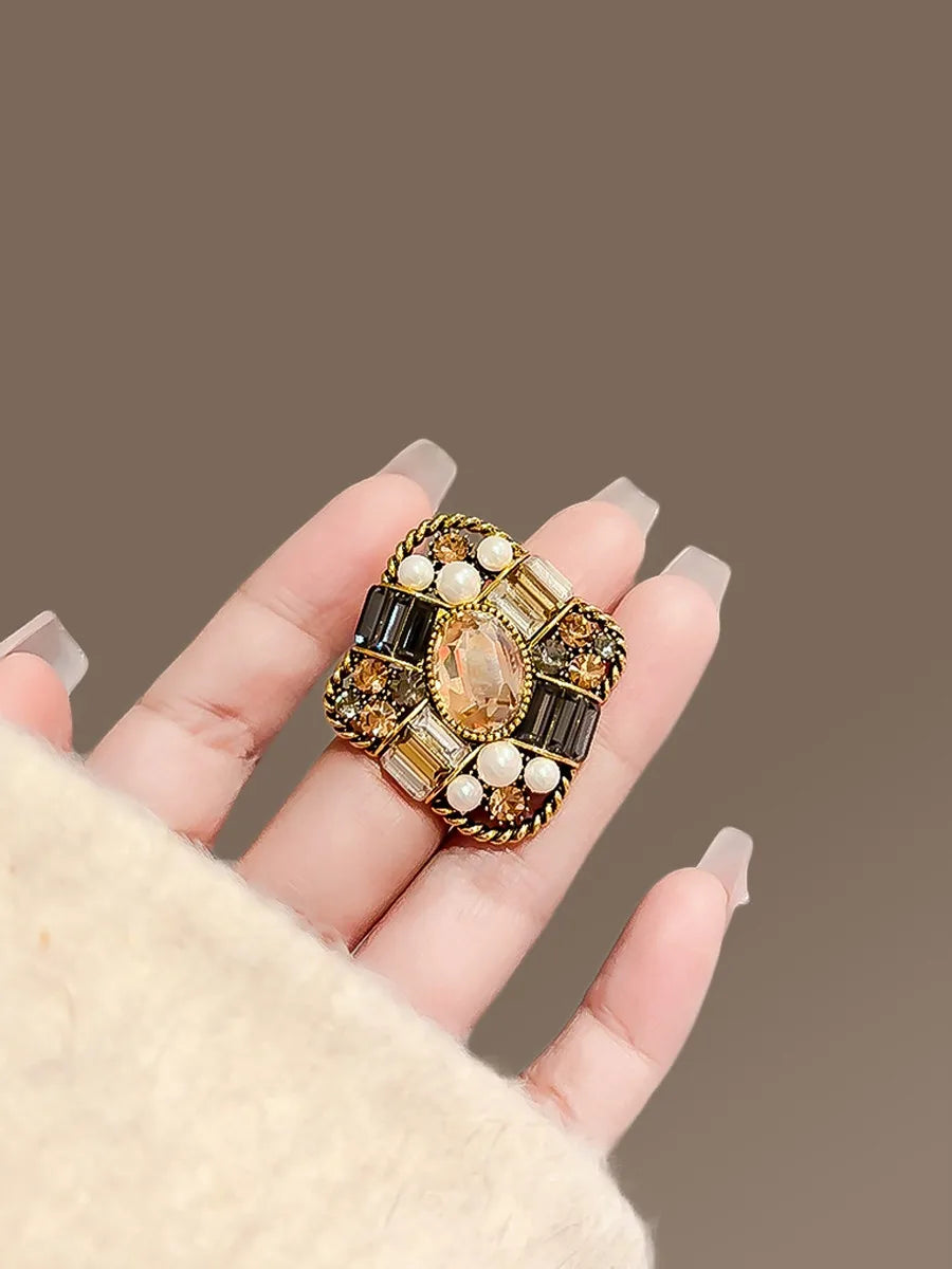 Floral brooch product image