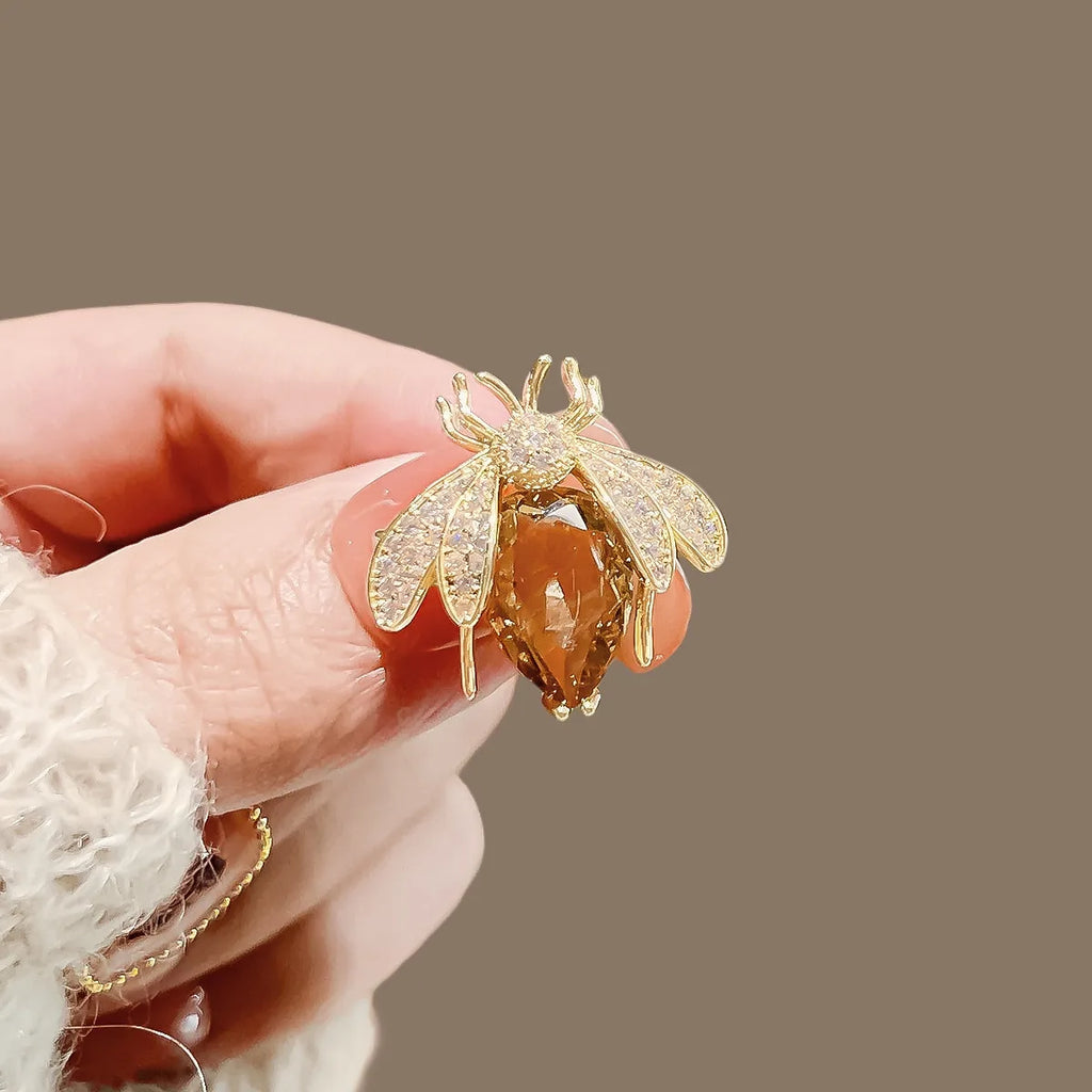 Floral brooch product image