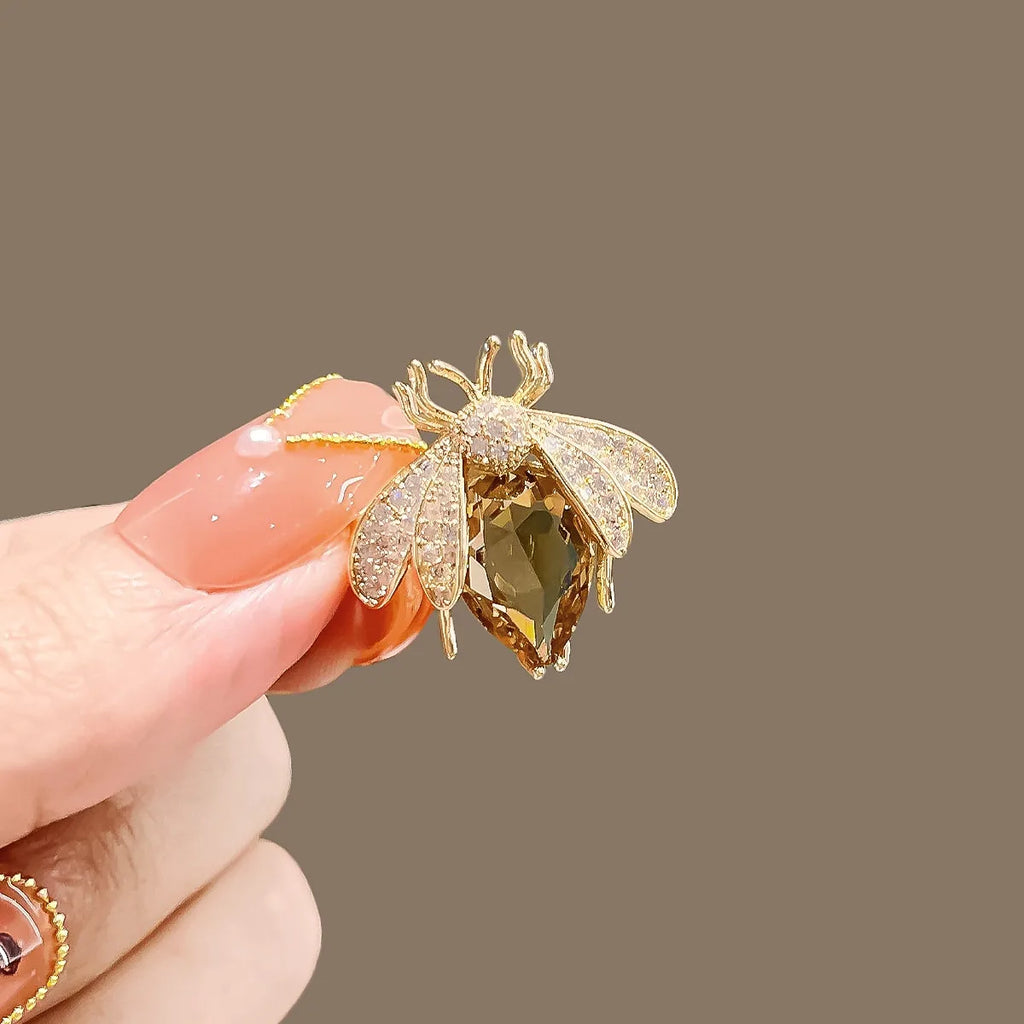 Floral brooch product image