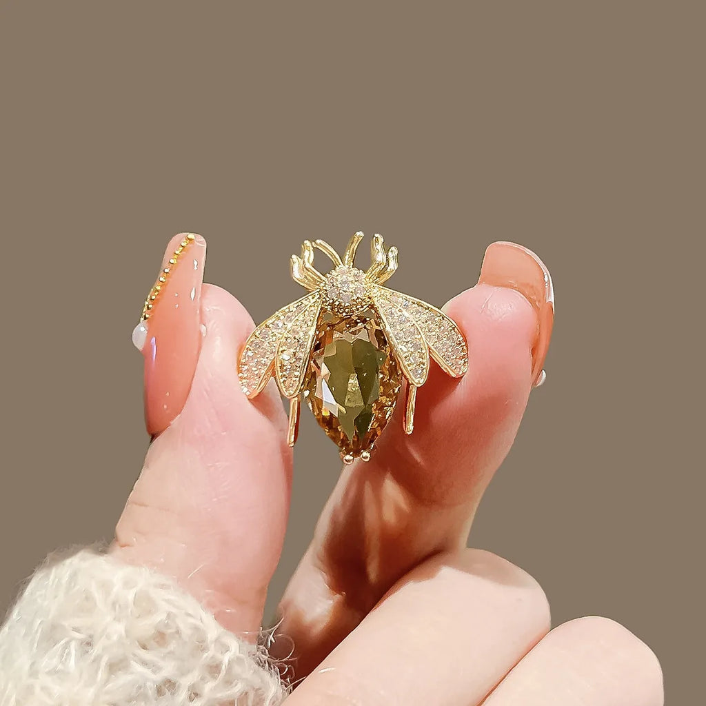 Floral brooch product image