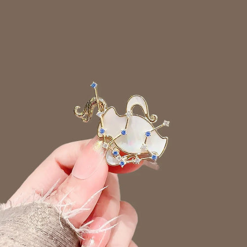 Floral brooch product image