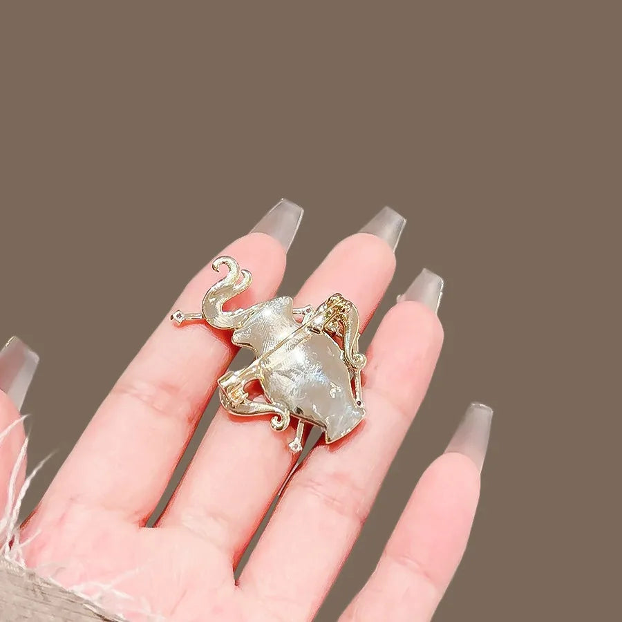 Floral brooch product image
