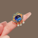 Floral brooch product image