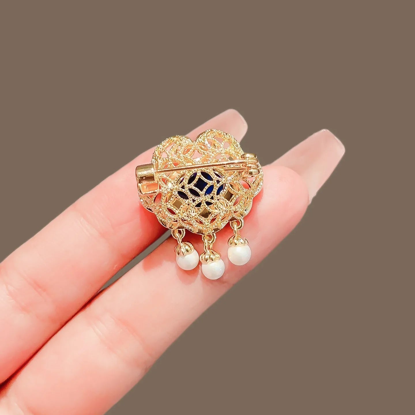 Floral brooch product image