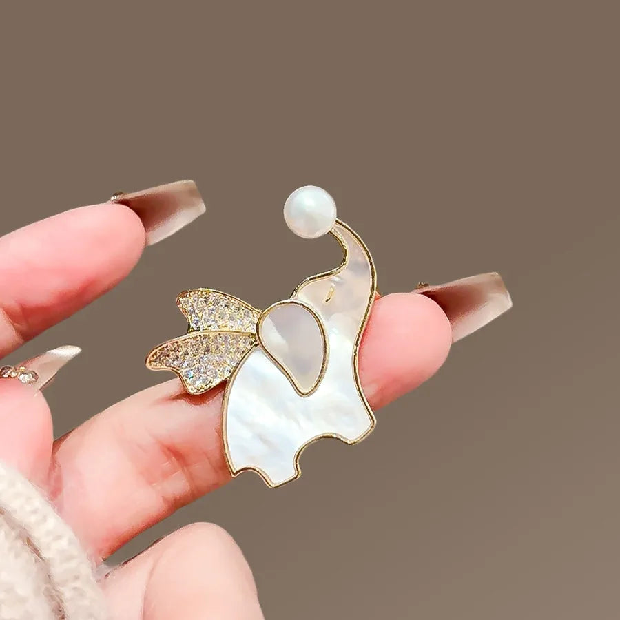 Floral brooch product image