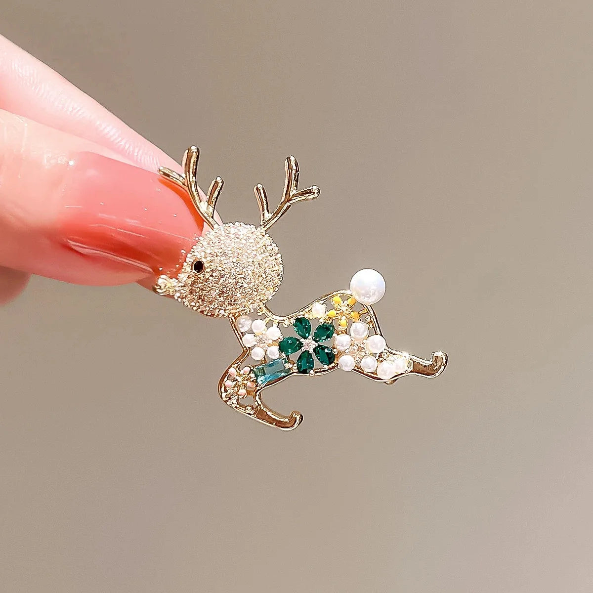Floral brooch product image