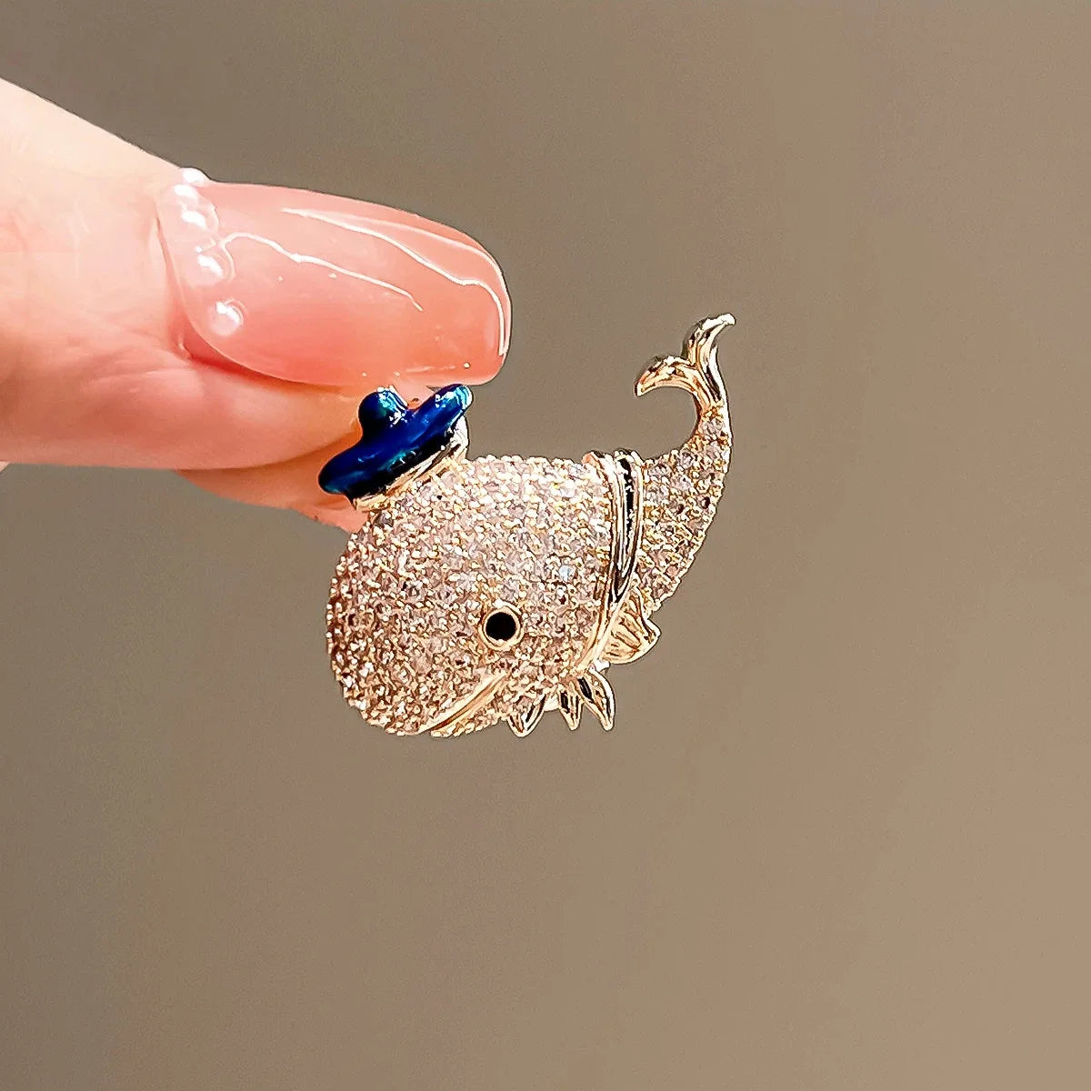 Floral brooch product image