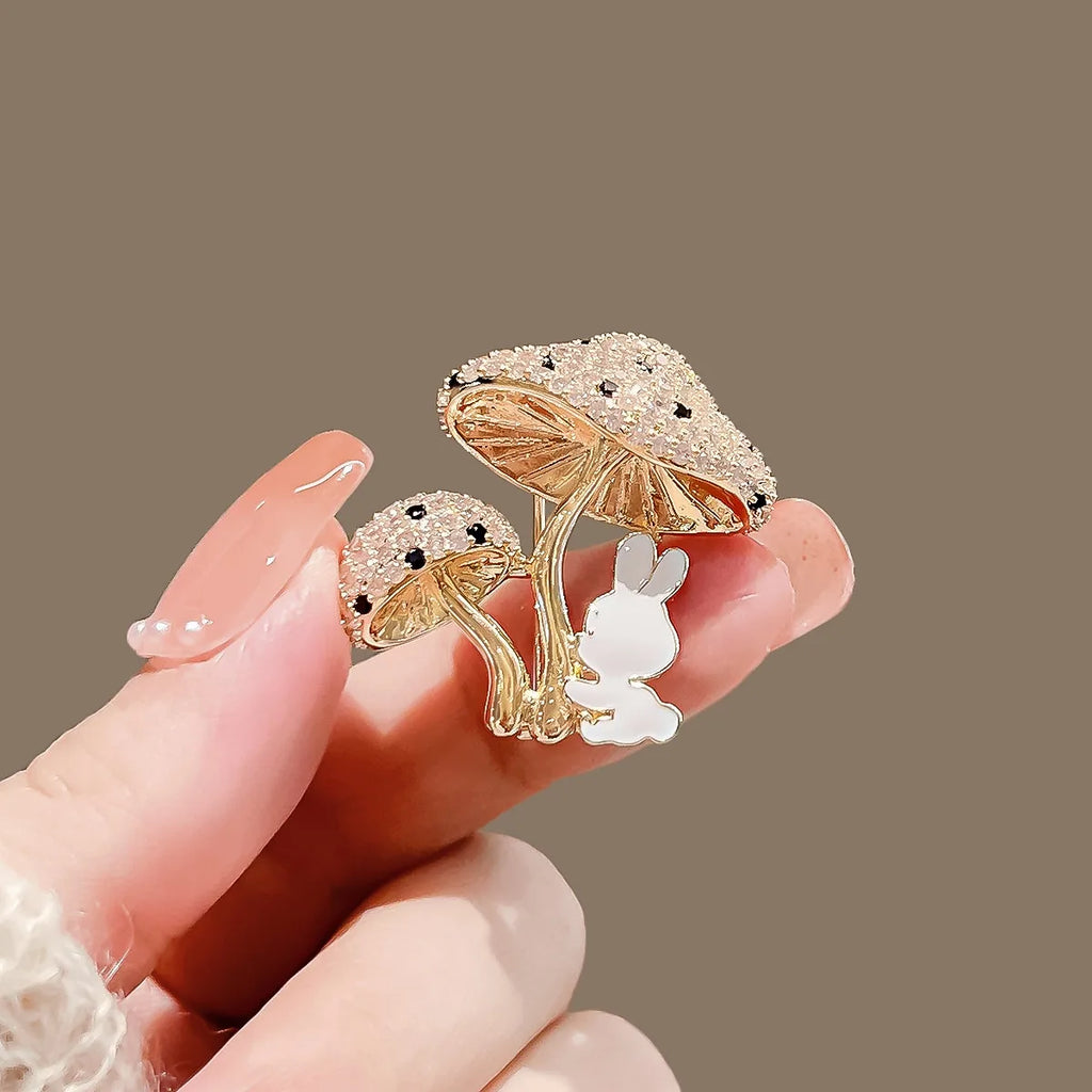 Floral brooch product image