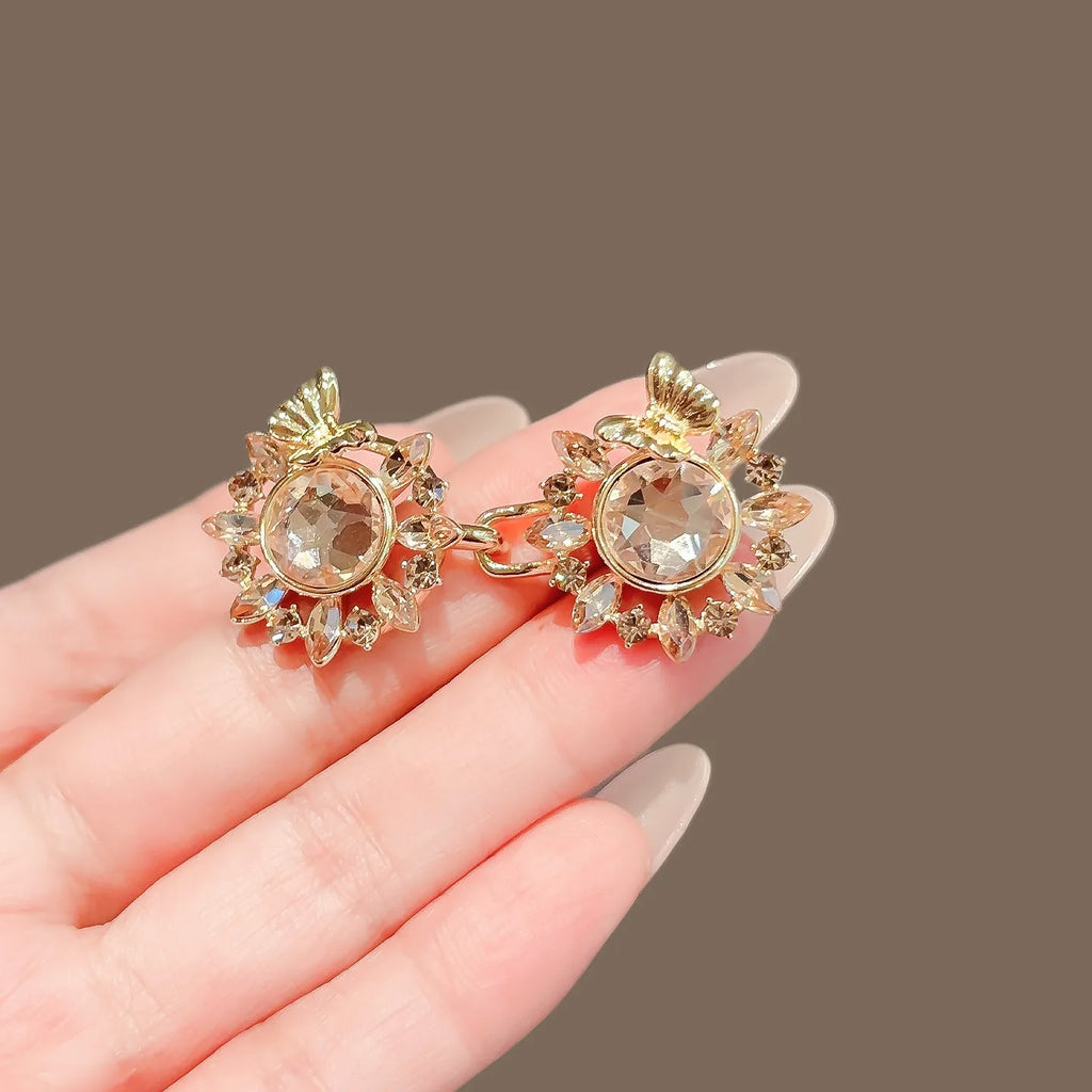 Floral waist adjustment pin product image