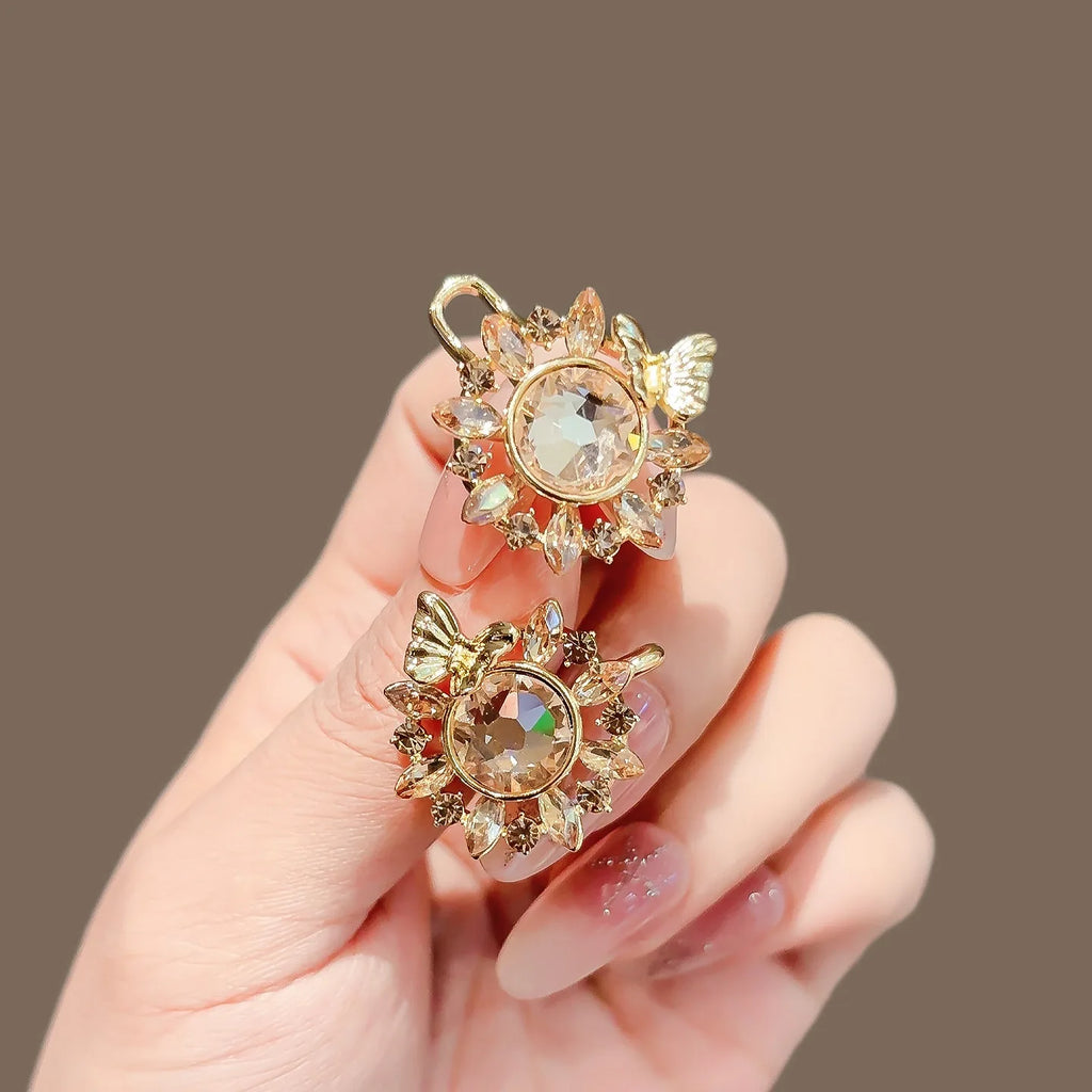 Floral waist adjustment pin product image