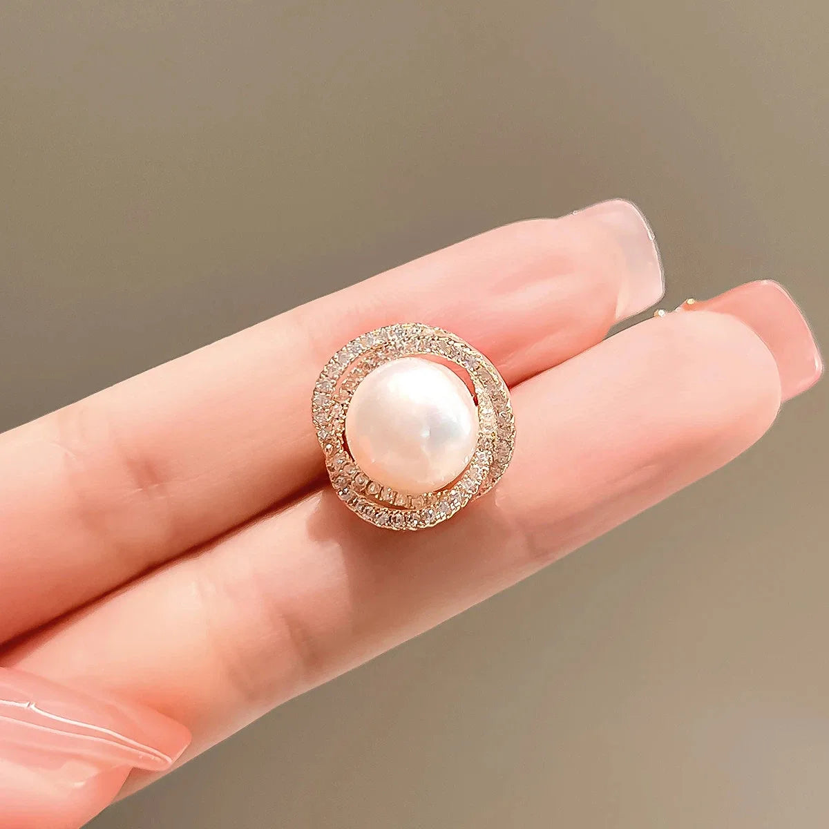 Decorative brooch product image
