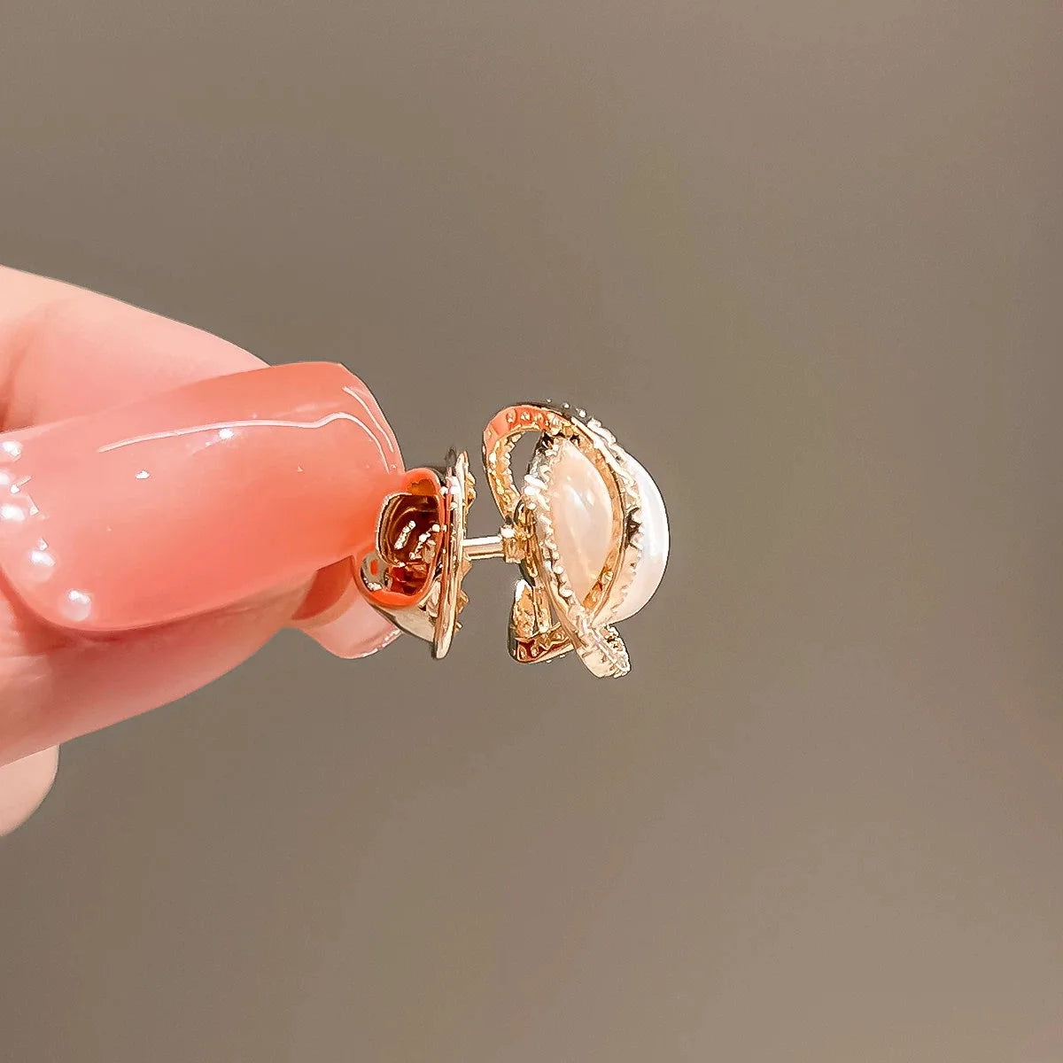Decorative brooch product image