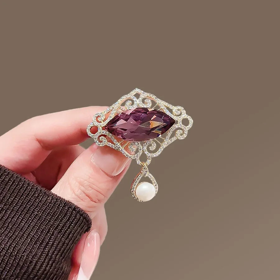 Floral brooch product image