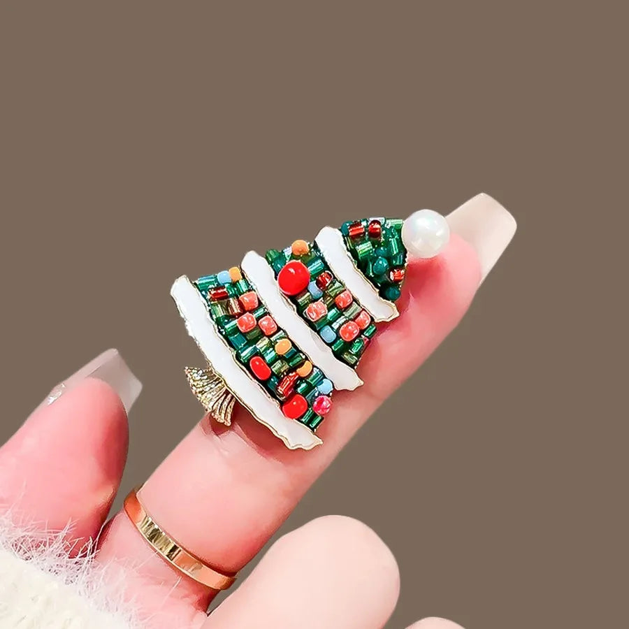Christmas Tree brooch product image