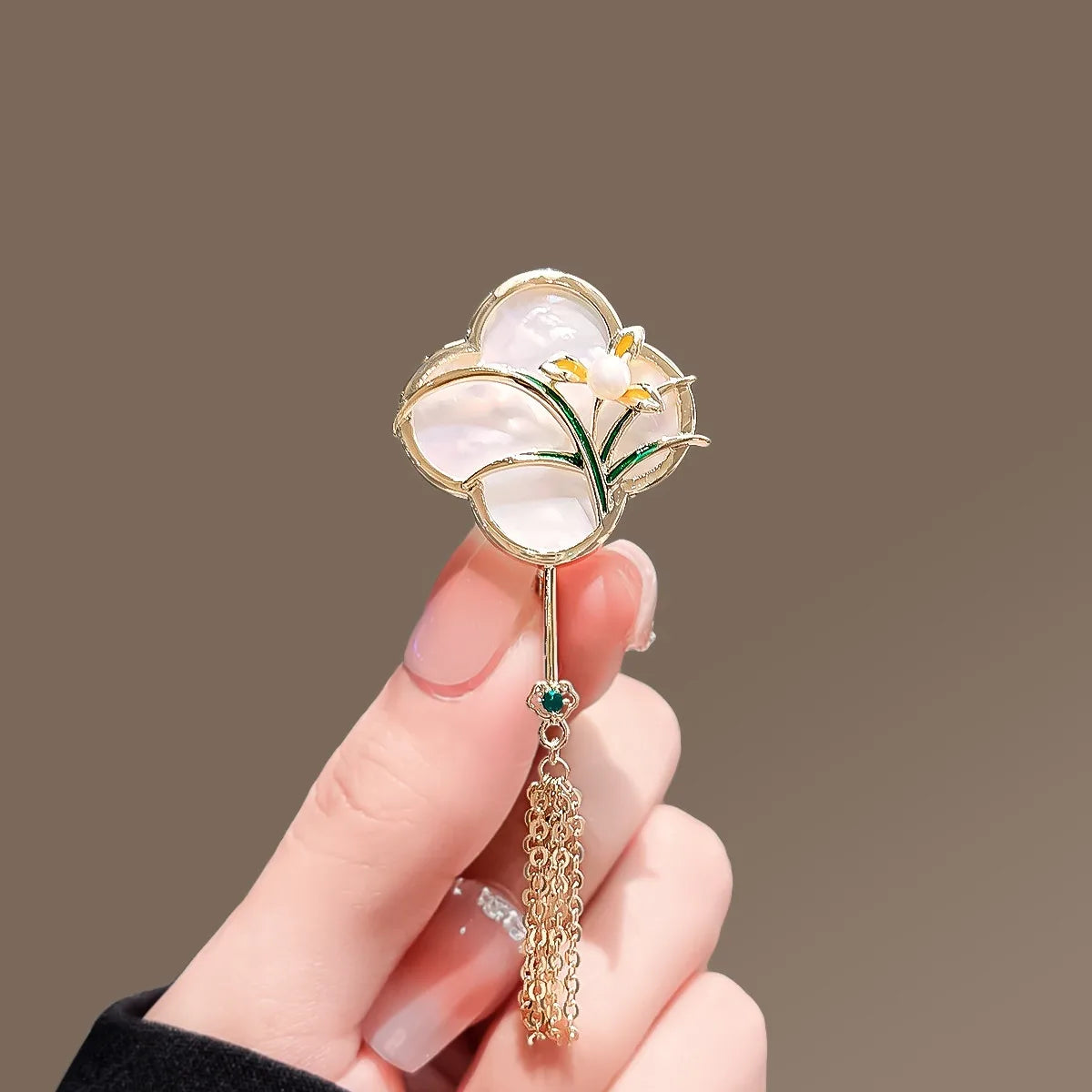 Floral brooch product image