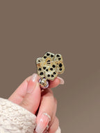 Floral brooch product image