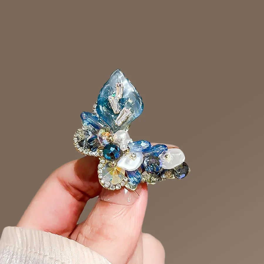Floral brooch product image