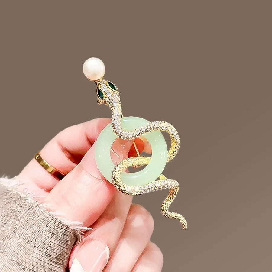 Floral brooch product image