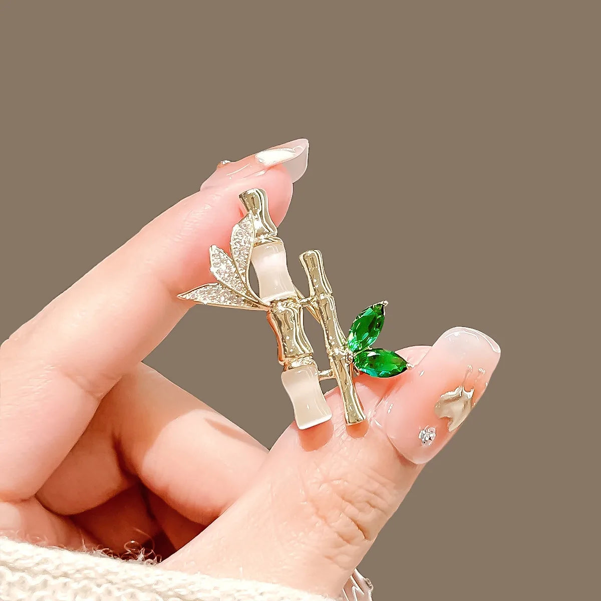 Floral brooch product image