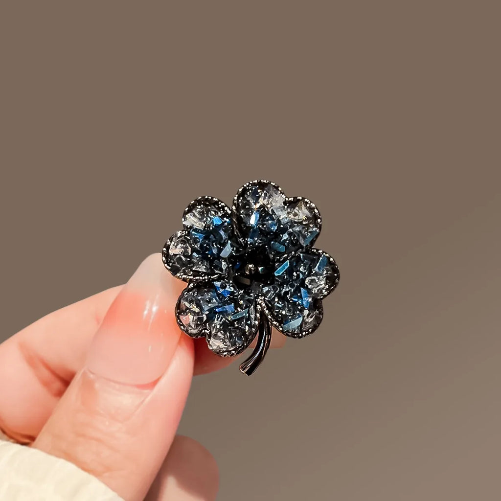 Floral brooch product image