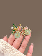 Floral brooch product image