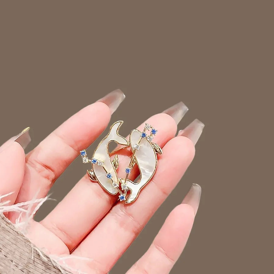 Floral brooch product image