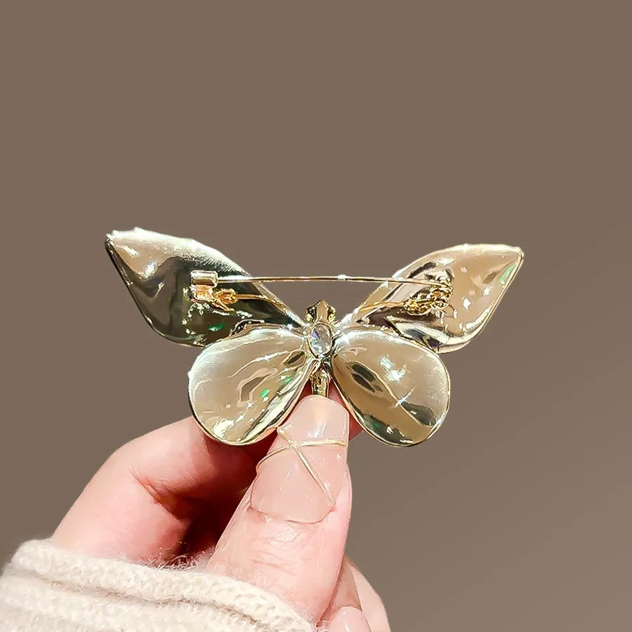 Floral brooch product image