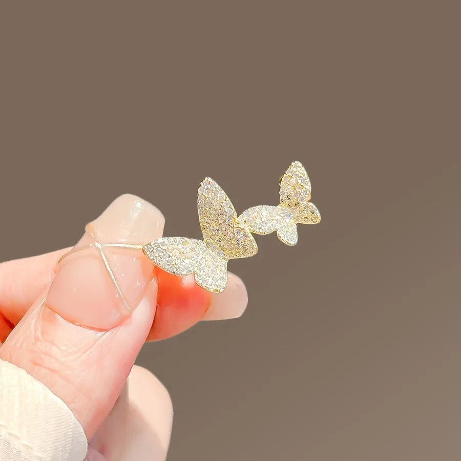 Floral brooch product image