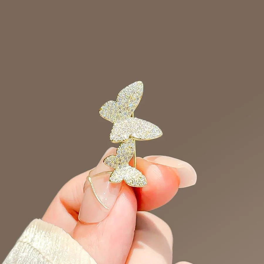Floral brooch product image