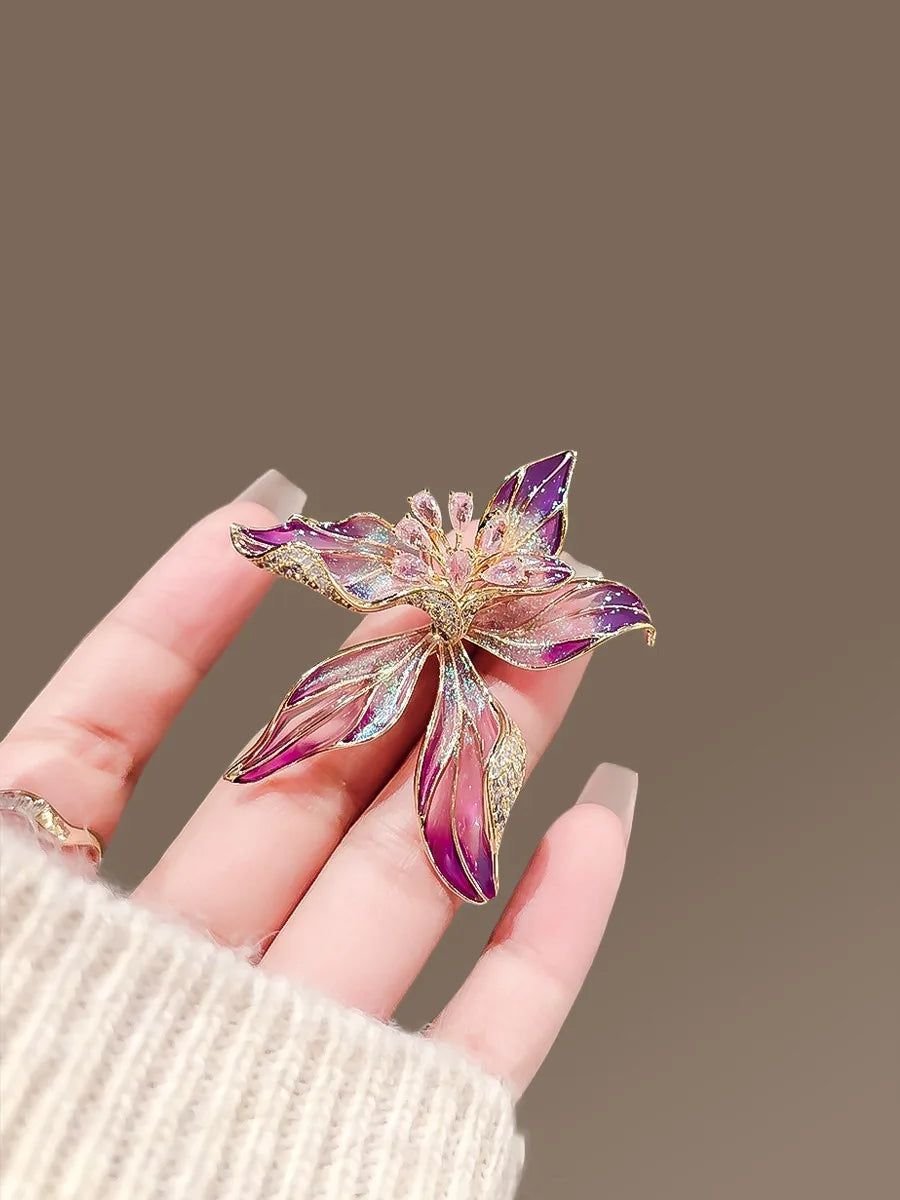 Iris brooch product image