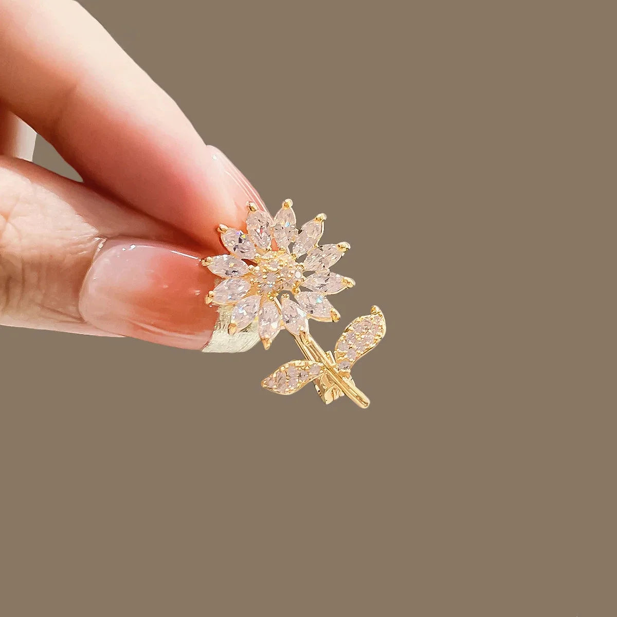 Sunflower brooch product image