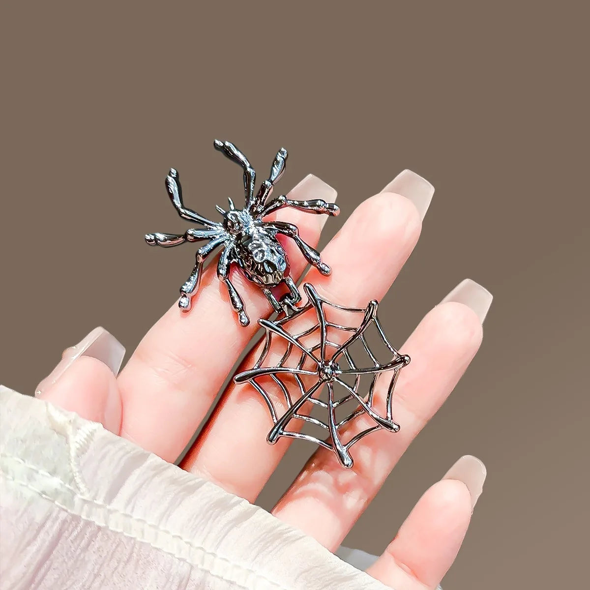 Spider waist adjustment pin product image