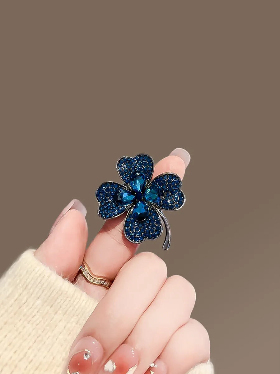 Floral brooch product image
