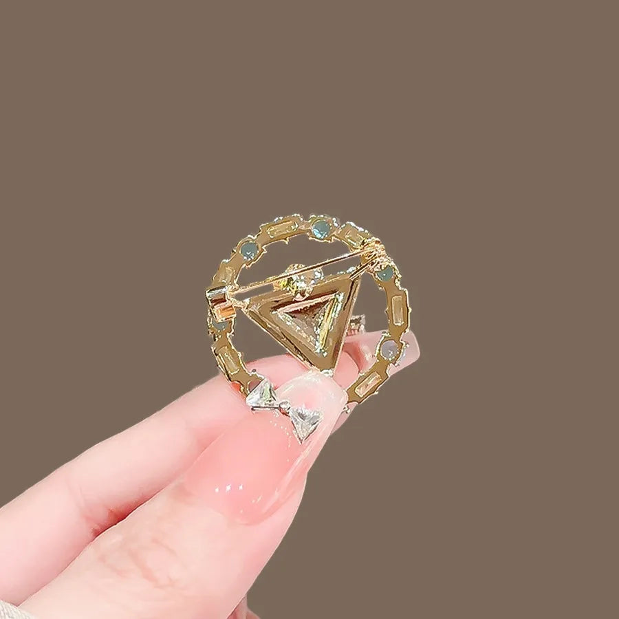 Floral brooch product image