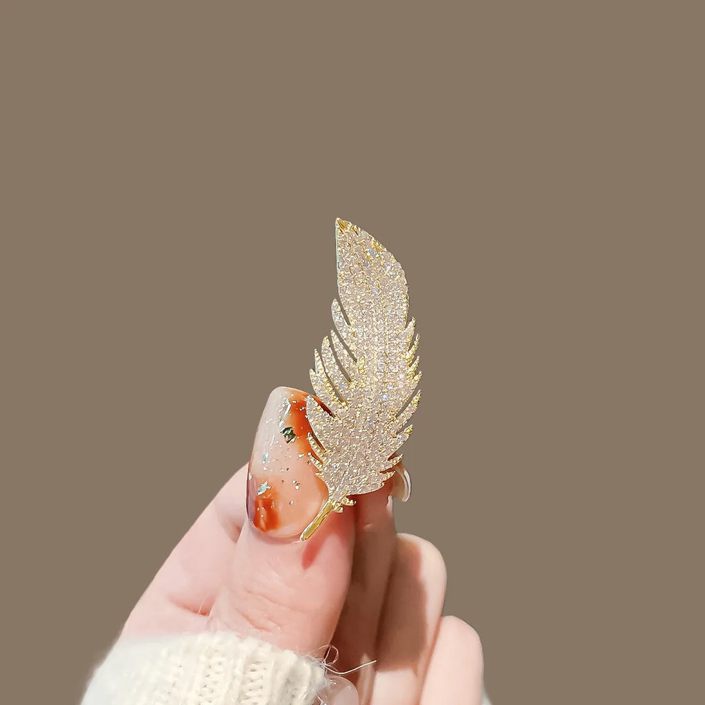 Floral brooch product image