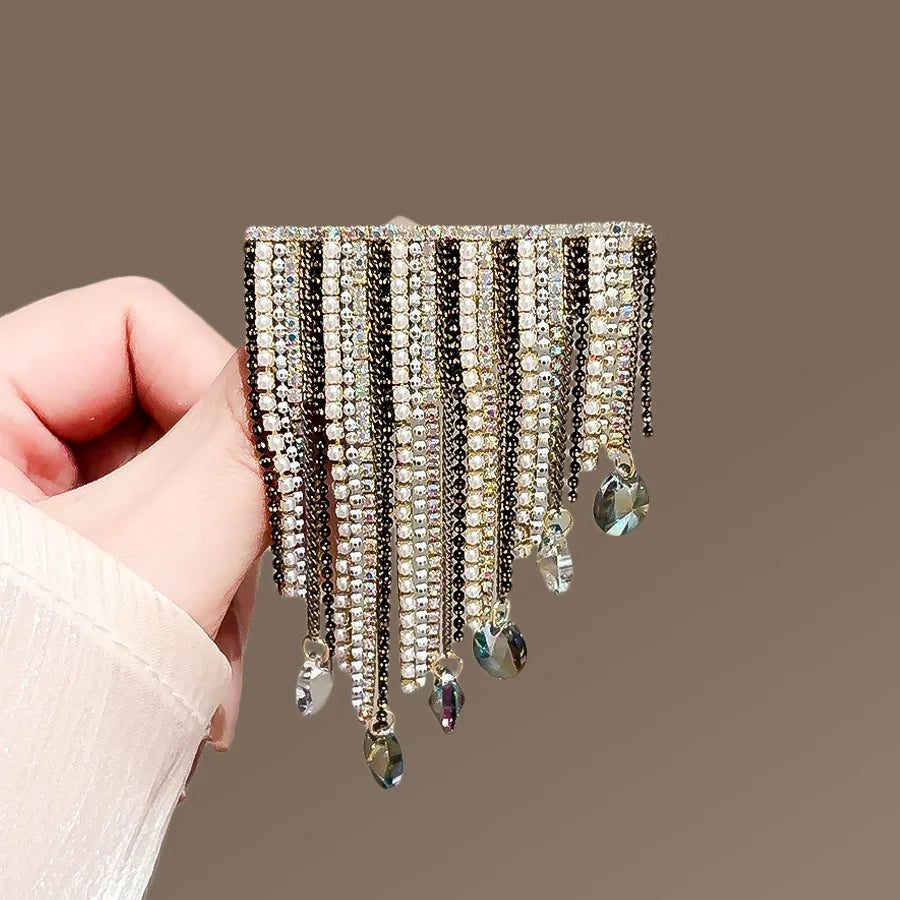 Floral brooch product image