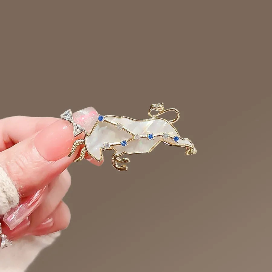 Floral brooch product image